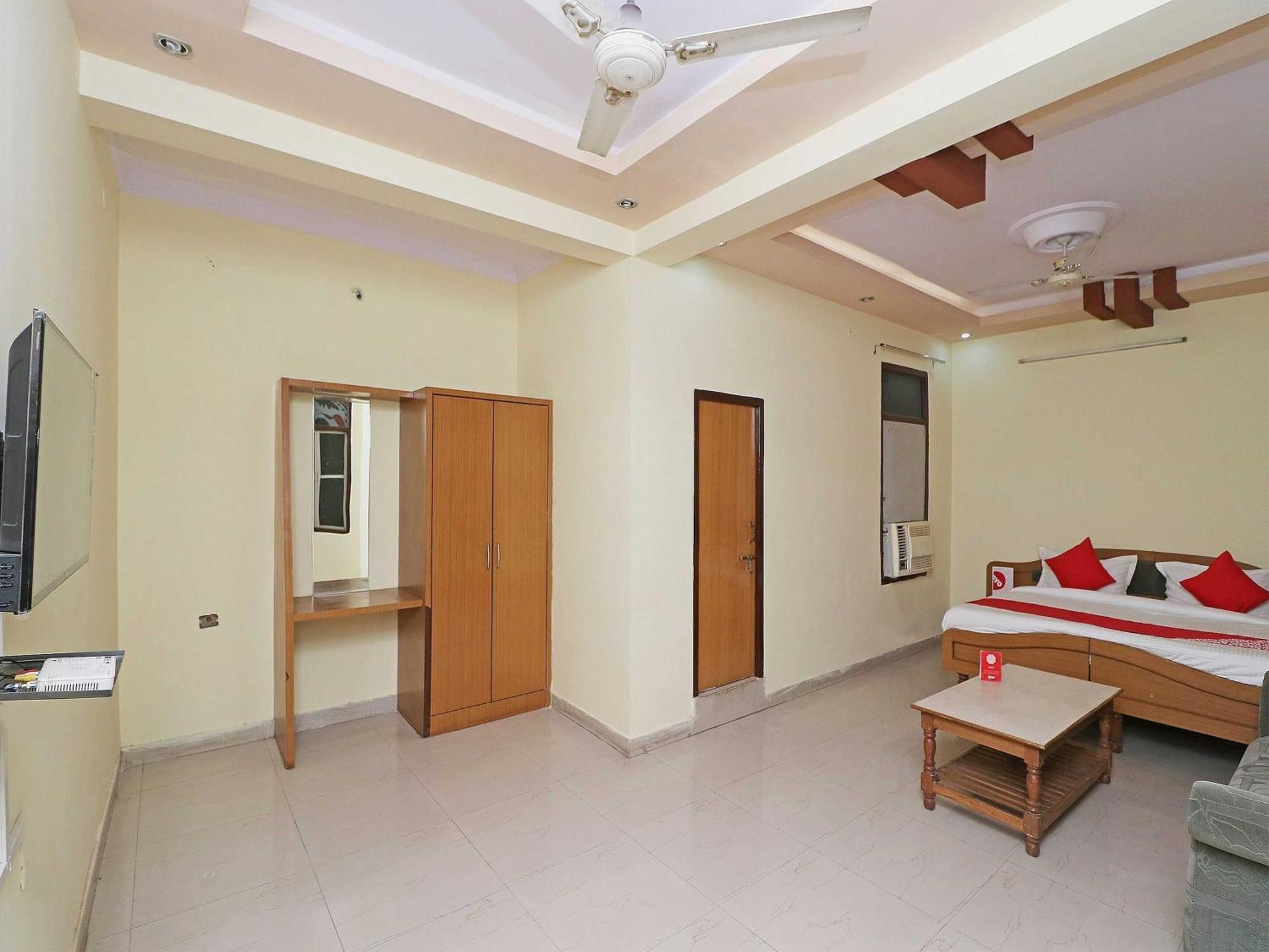 Oyo Flagship 12775 Bharat Plaza Hotell Kota  Exteriör bild